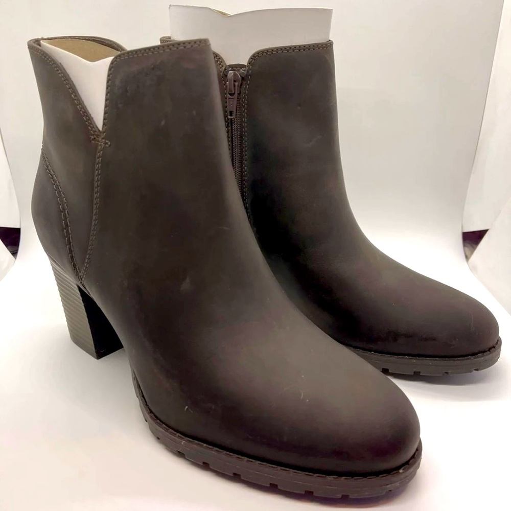 CLARKS VERONA TRISH BOOTS